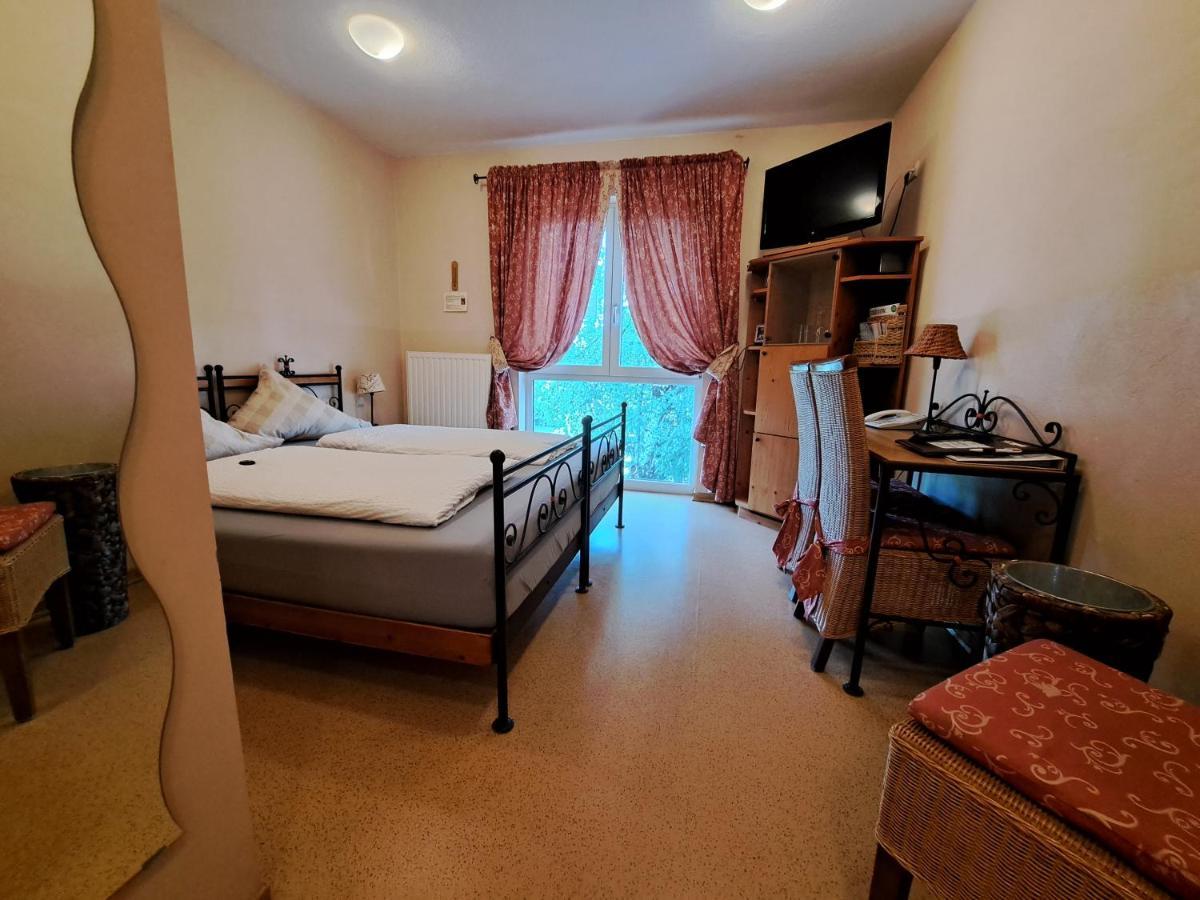 Mediterran Hotel Juwel カールシュタイン・アム・マイン エクステリア 写真