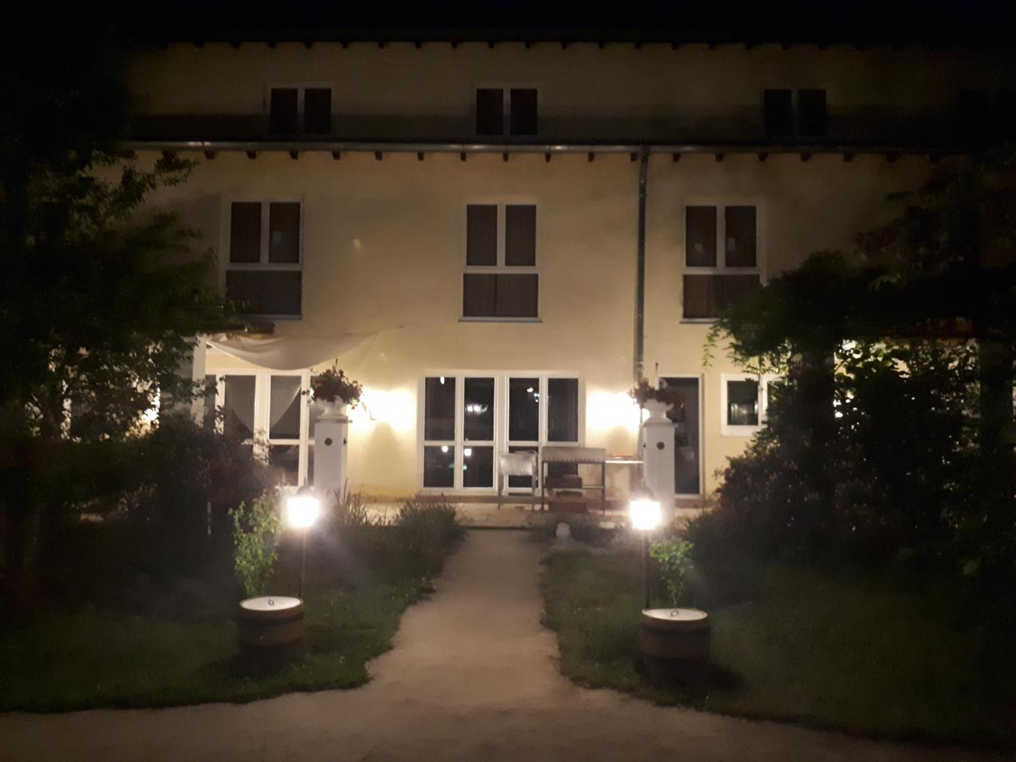 Mediterran Hotel Juwel カールシュタイン・アム・マイン エクステリア 写真
